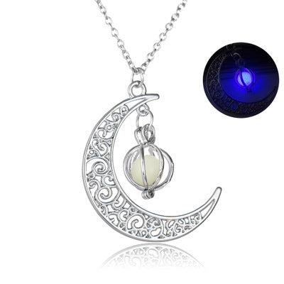 Moon Glow Necklace – Luminous Natural Stone Pendant for Women