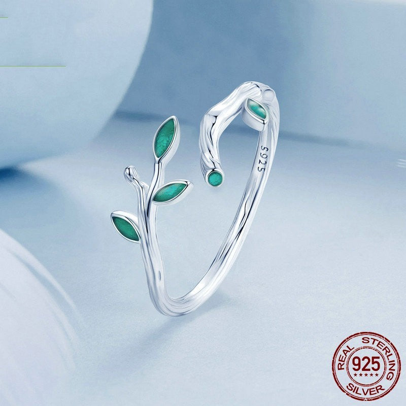 Nature Leaf Ring in 925 Sterling Silver | Adjustable & Elegant Design