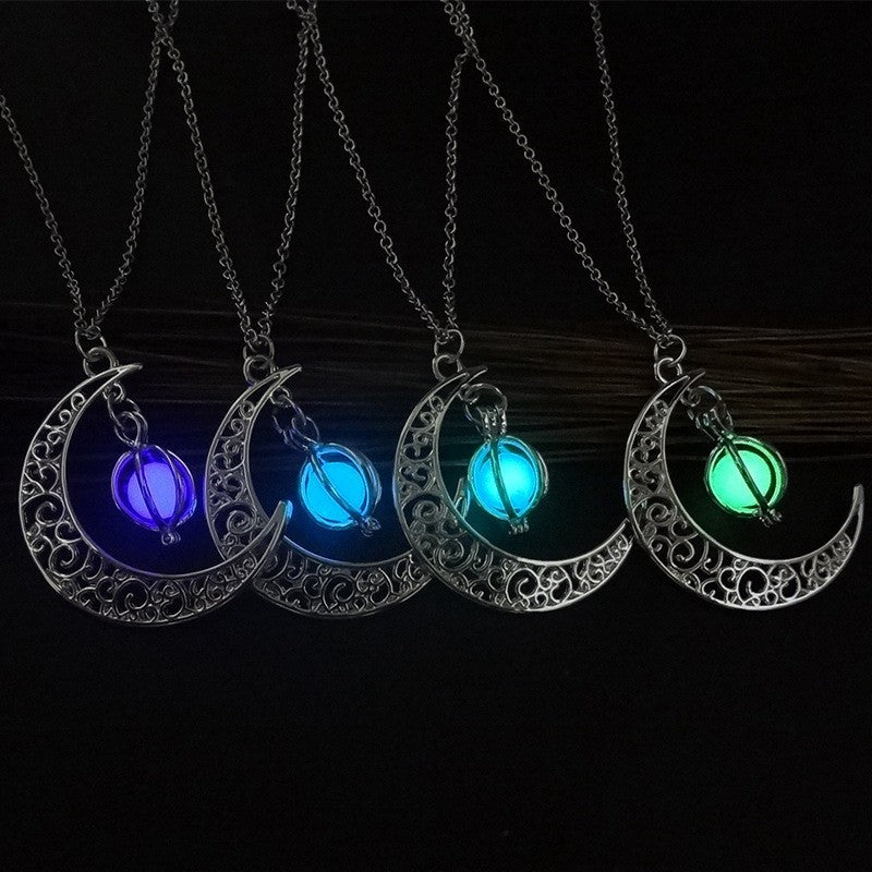 Moon Glow Necklace – Luminous Natural Stone Pendant for Women