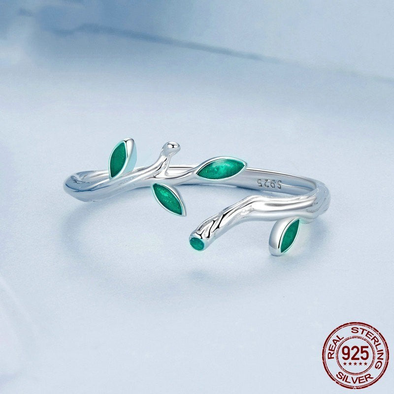 Nature Leaf Ring in 925 Sterling Silver | Adjustable & Elegant Design