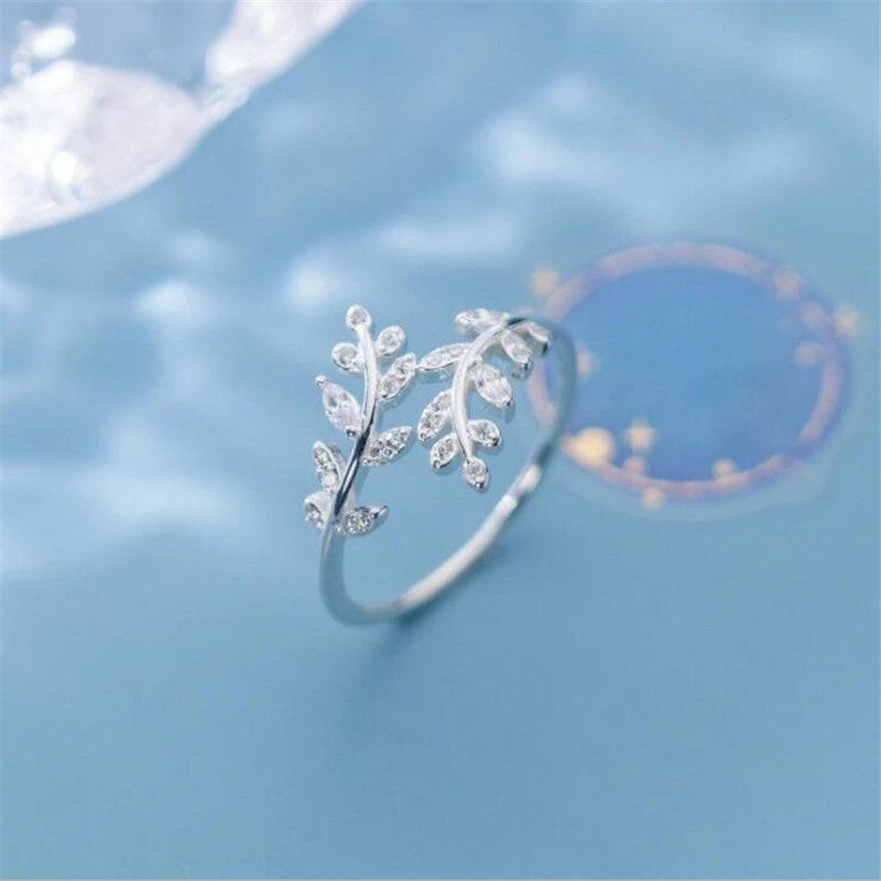 Elegant Branch Ring – Adjustable Nature-Inspired Design (Gold & Silver)