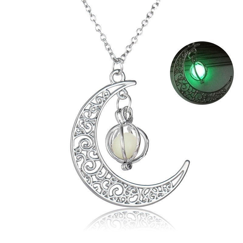 Moon Glow Necklace – Luminous Natural Stone Pendant for Women