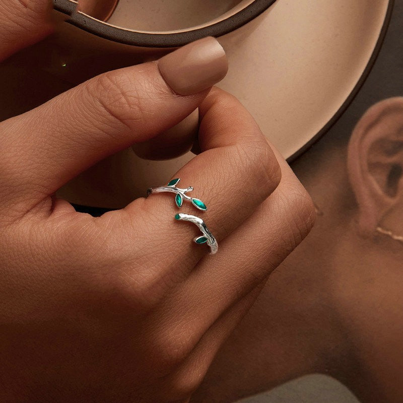 Nature Leaf Ring in 925 Sterling Silver | Adjustable & Elegant Design