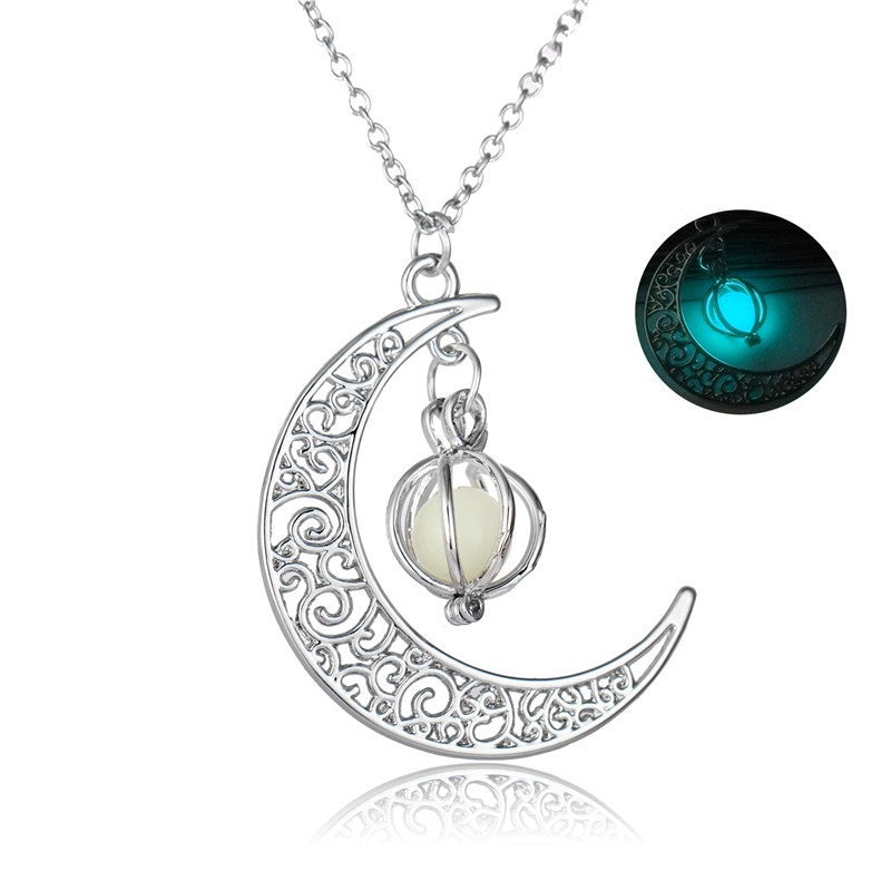 Moon Glow Necklace – Luminous Natural Stone Pendant for Women