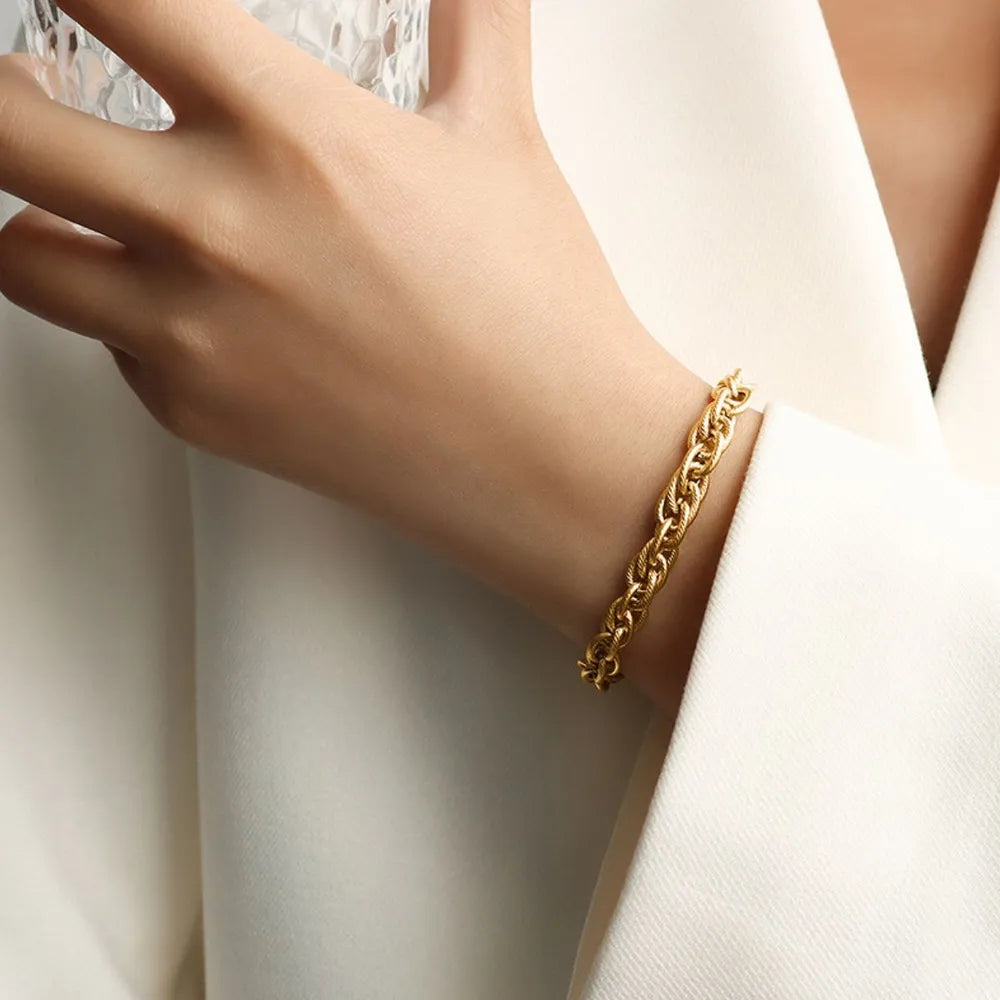 Titanium Steel Chain Bracelet – Bold & Minimalist Design