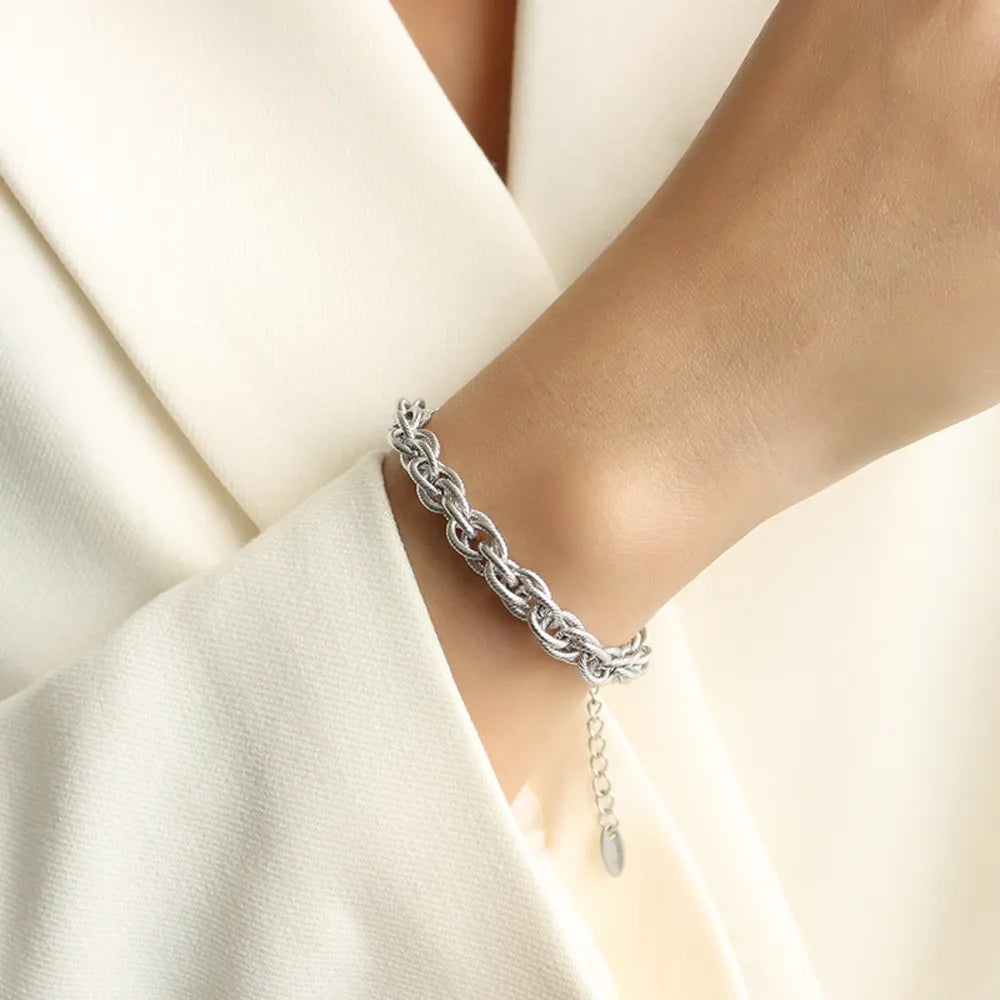 Titanium Steel Chain Bracelet – Bold & Minimalist Design