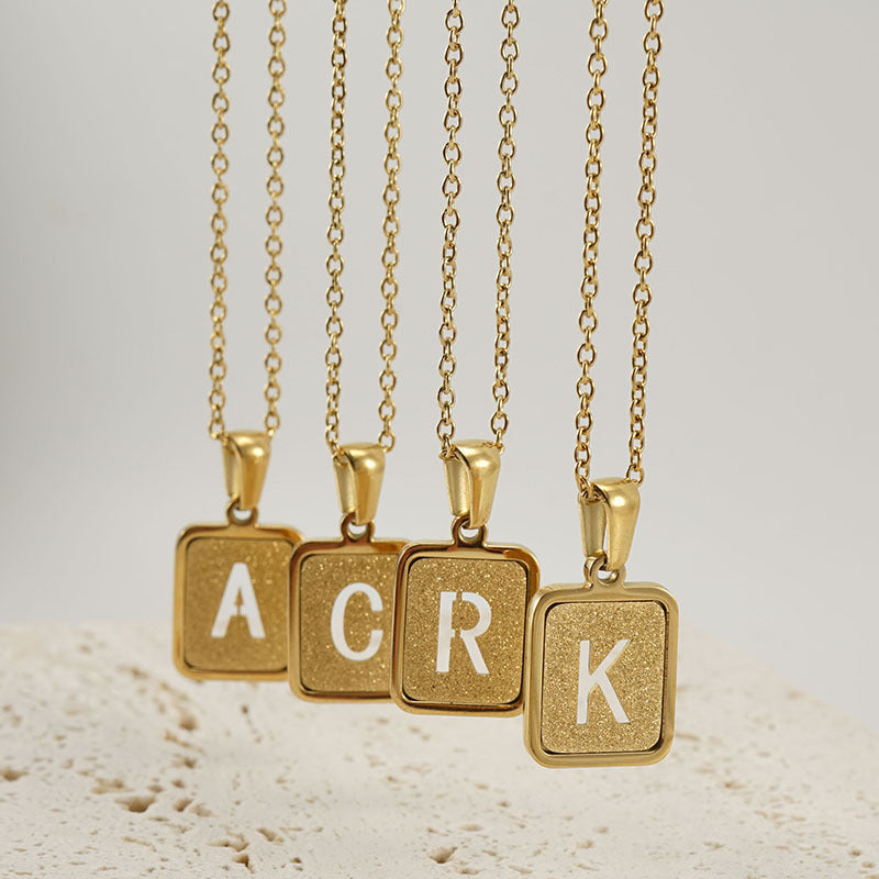 18K Gold Alphabet Necklace – Personalized Letter Pendant (A–Z)