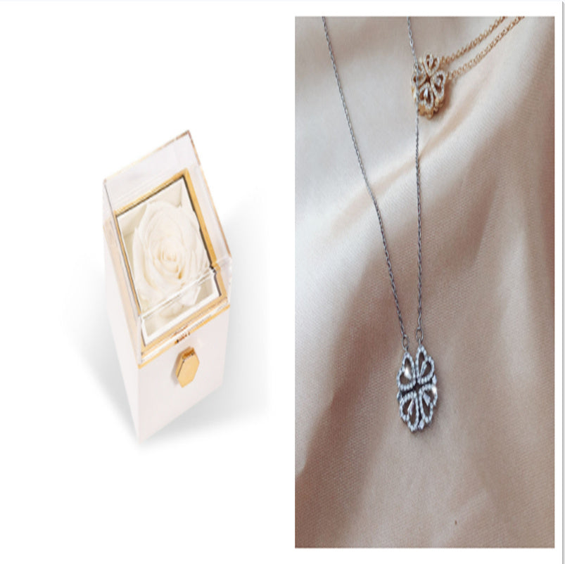 4-in-1 Magnetic Four-Leaf Clover Necklace | Transformable Titanium Heart Pendant